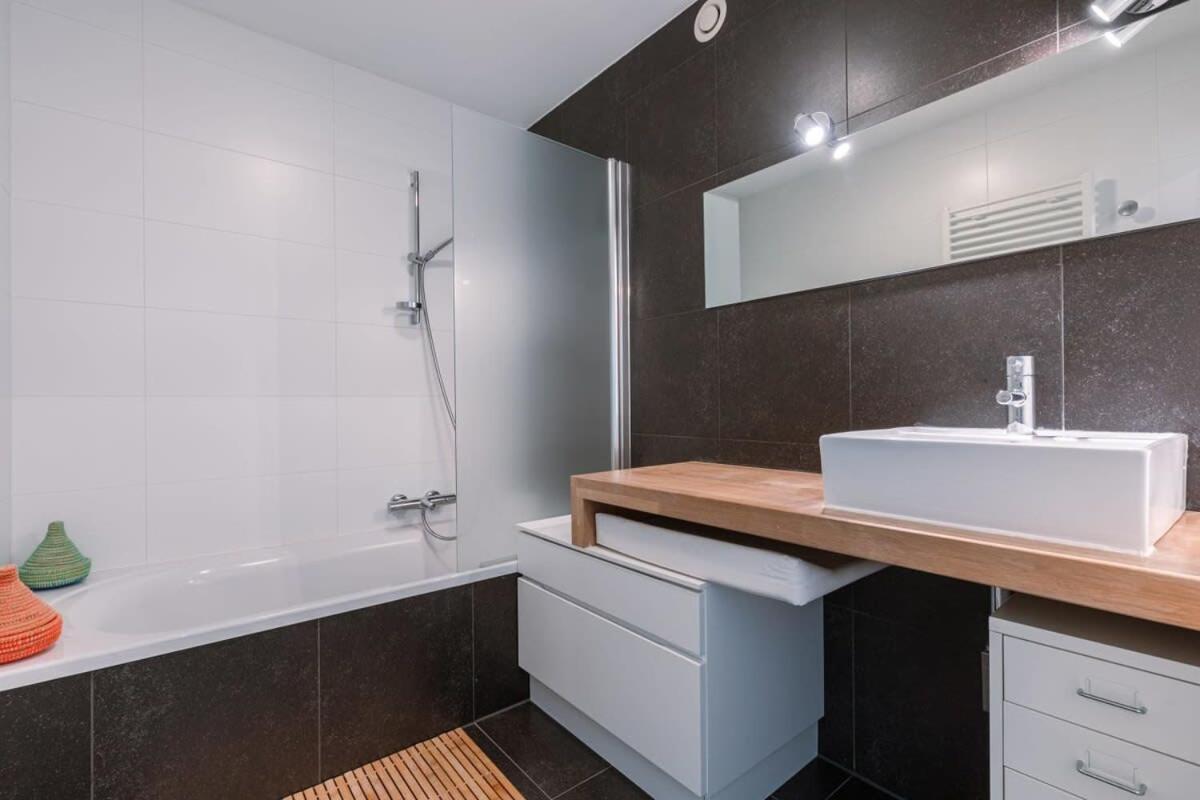 Bright Apartment Nearby The Beach In 德哈恩 外观 照片